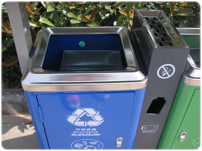 新款市政分類鋼制垃圾桶