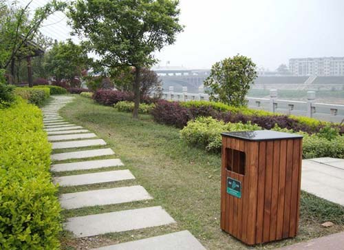 2011年公園使用最多的鋼木垃圾桶欣賞