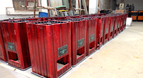 鋼木垃圾桶圖片